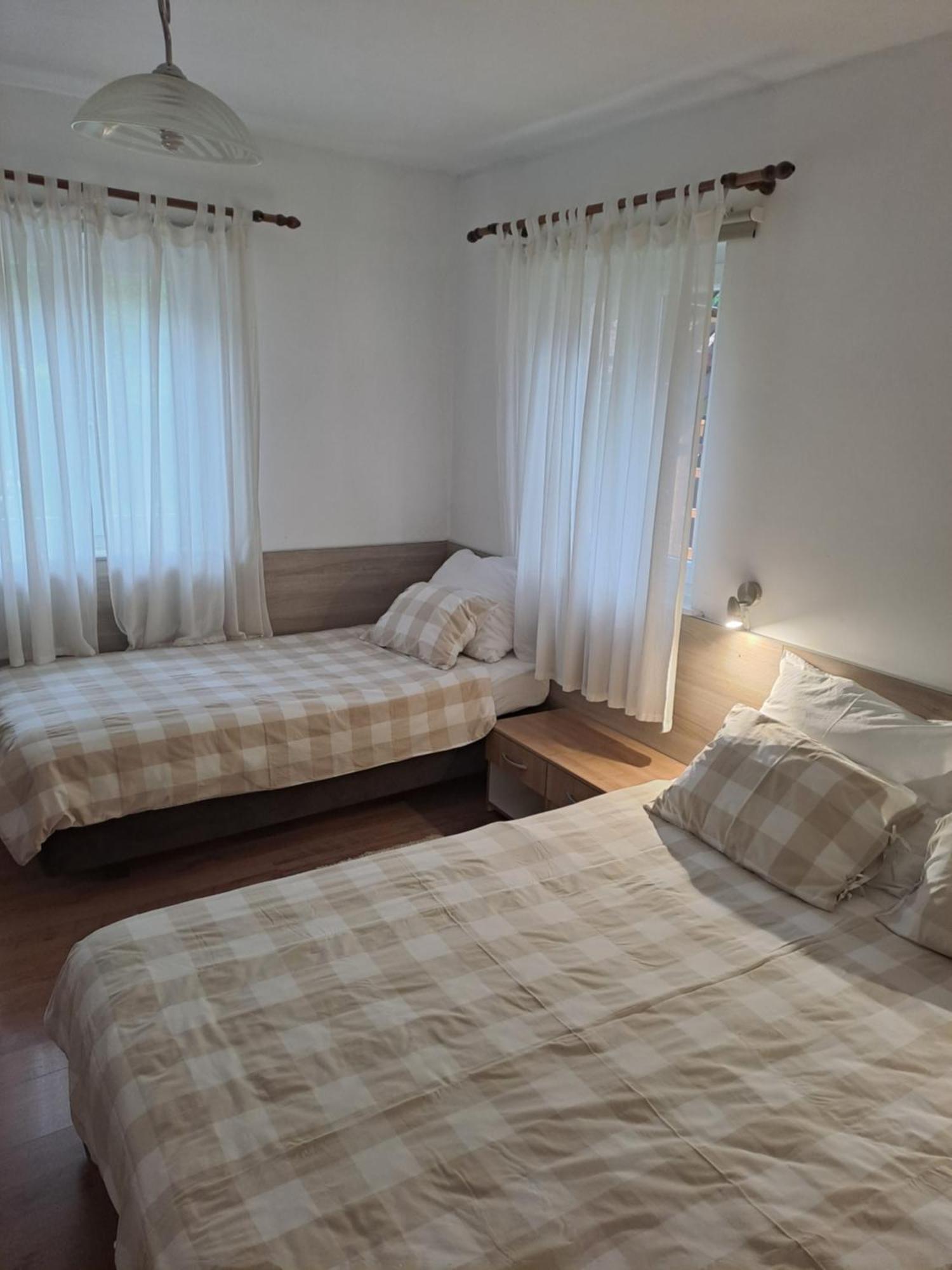 Guesthouse Andrea ポールヤナク エクステリア 写真